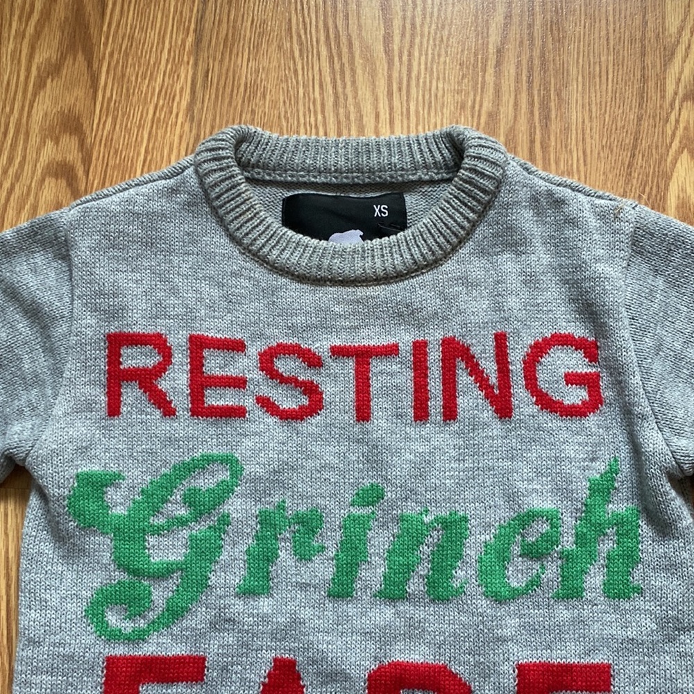 American Stitch Resting Grinch Face Christmas Sweater in Gray Size XS - Picture 3 of 12